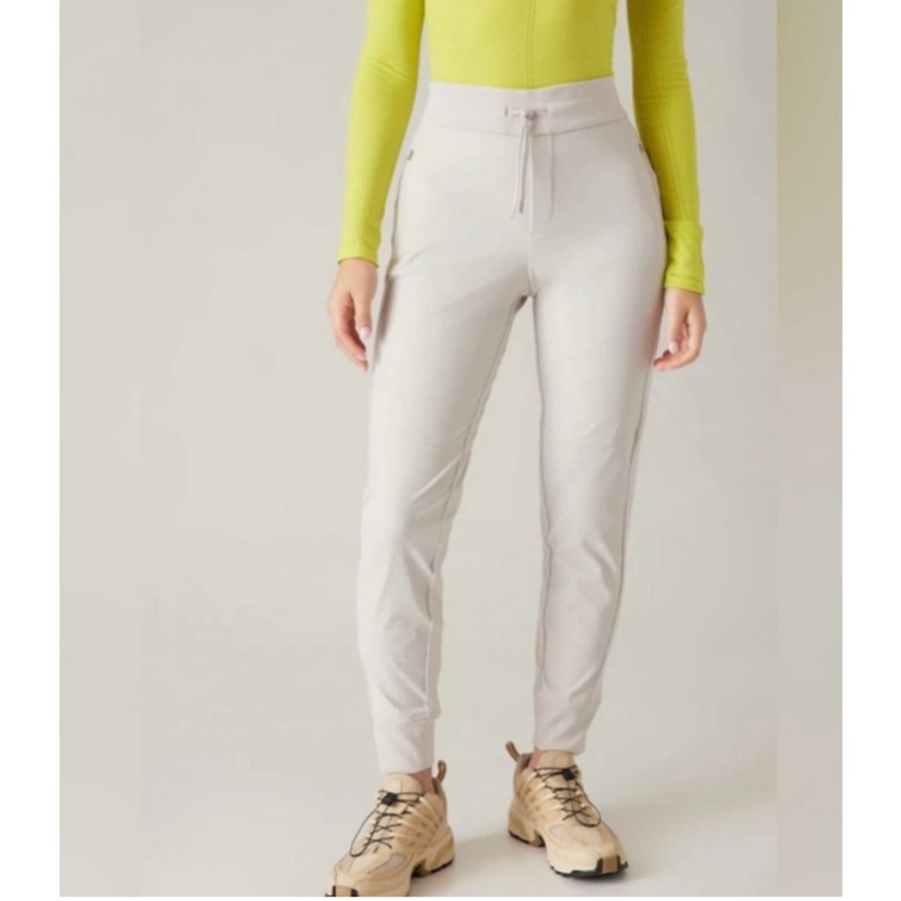 Athleta Headlands Hybrid Trek Jogger